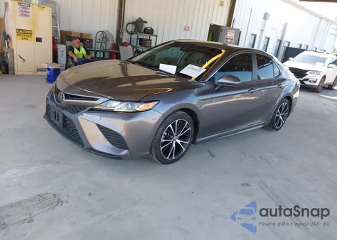 2018 Toyota Camry Se z USA, uszkodzony, nr VIN 4T1B11HK5JU581793
